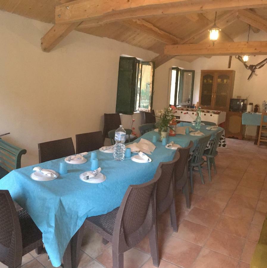 Agriturismo Fattoria Del Colle Jesi Exteriör bild